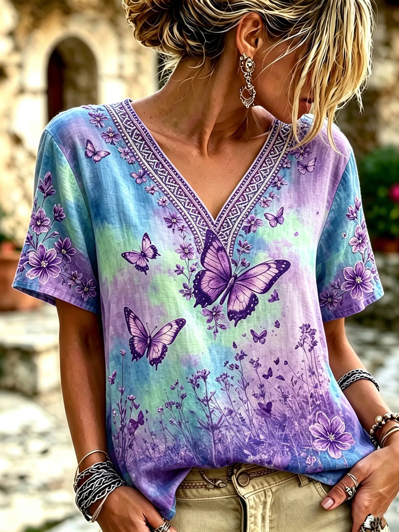 Women's Retro Floral Butterfly Art Print Casual Cotton Linen V-neck T-shirt