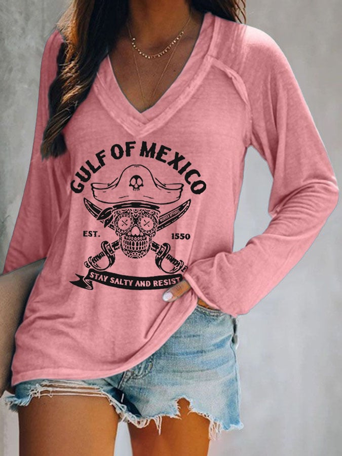 Women’s Retro Gulf Of Mexico Est 1550 Stay Salty And Resist Print T-Shirt