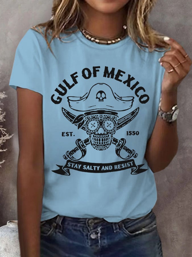 Women's Retro Gulf Of Mexico Est 1550 Stay Salty And Resist Print Round Neck T-Shirt