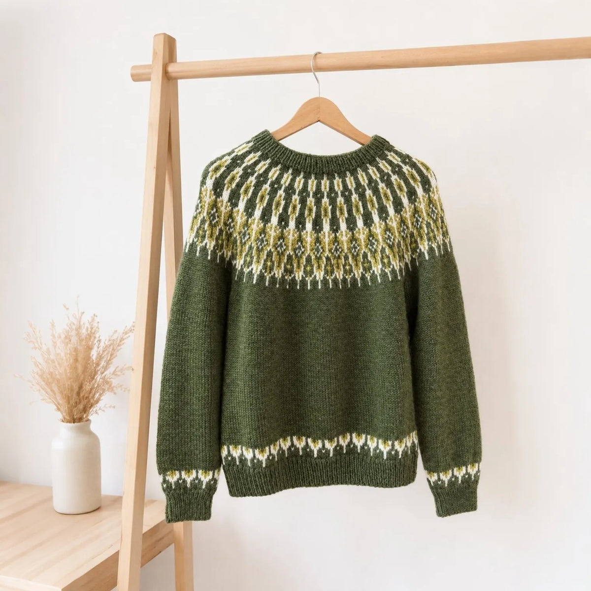 Women's Vintage Tusseladd Motif Print Knitted Comfort Round Neck Sweater