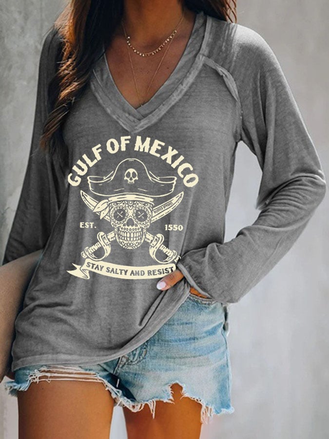 Women’s Retro Gulf Of Mexico Est 1550 Stay Salty And Resist Print T-Shirt