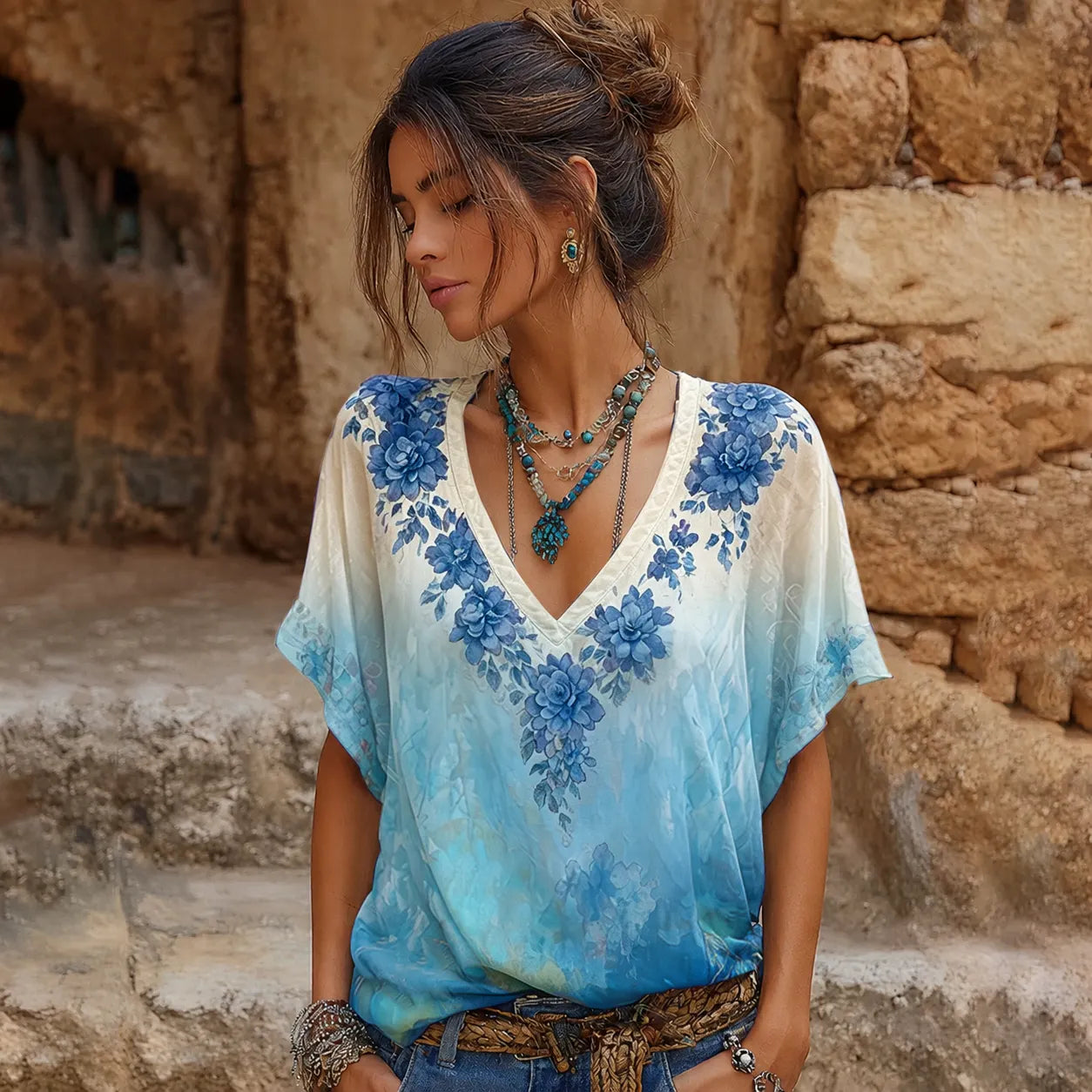 Women's Retro Purple Floral Embroidery Pattern Casual V-neck T-shirt