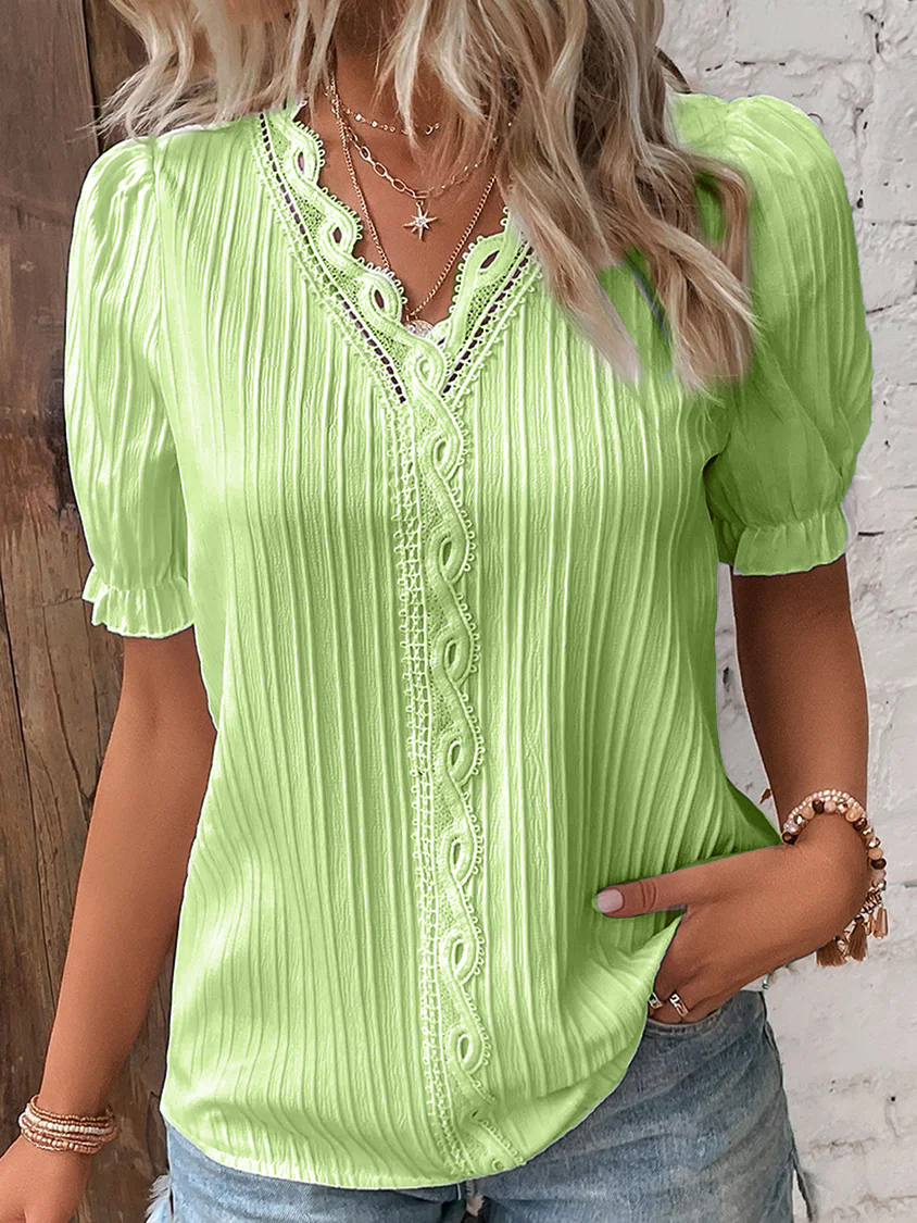 (🎁2024 New Year Hot Sale🎁)Limited Stock🛒49%OFF🔥V Neck Plain Lace Elegant Shirt