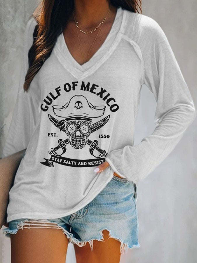 Women’s Retro Gulf Of Mexico Est 1550 Stay Salty And Resist Print T-Shirt