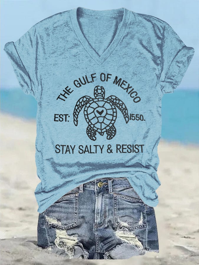 Women's Retro The Gulf Of Mexico Est 1550 Stay Salty And Resist Print T-Shirt