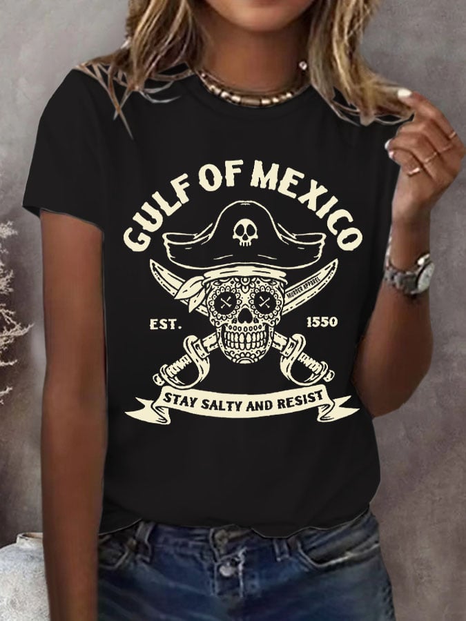 Women's Retro Gulf Of Mexico Est 1550 Stay Salty And Resist Print Round Neck T-Shirt