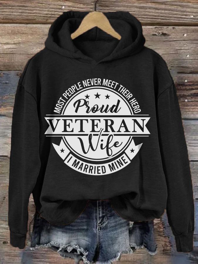Women's Proud Veteran Wife Print Hoodie