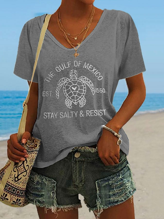 Women's Retro Gulf Of Mexico Est 1550 Stay Salty And Resist Print T-Shirt