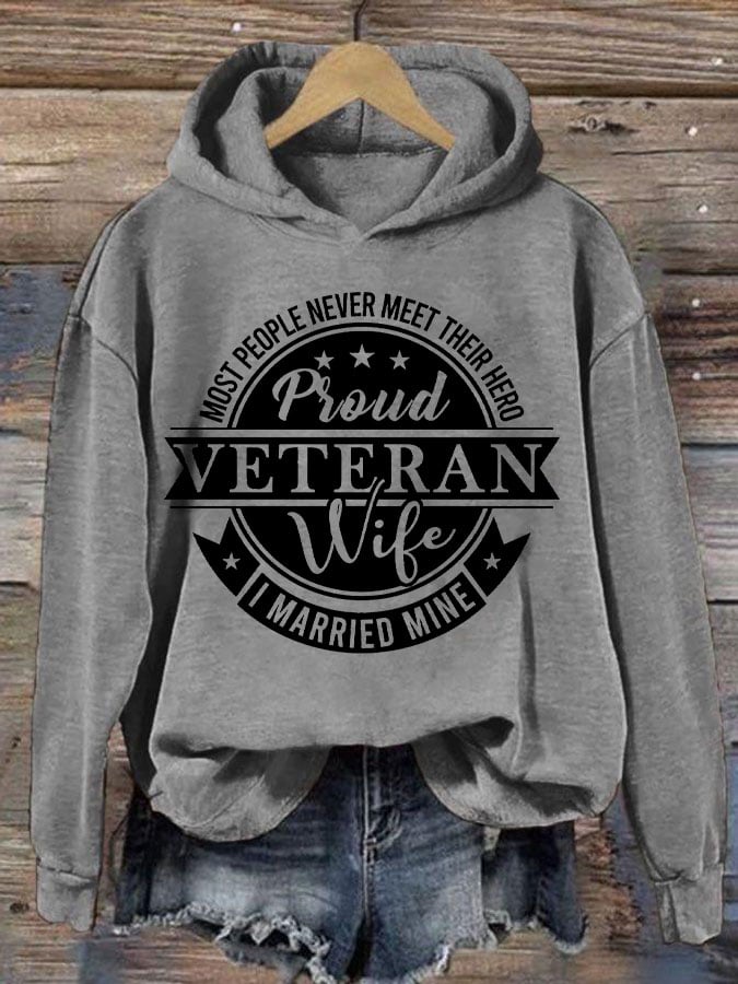 Women's Proud Veteran Wife Print Hoodie
