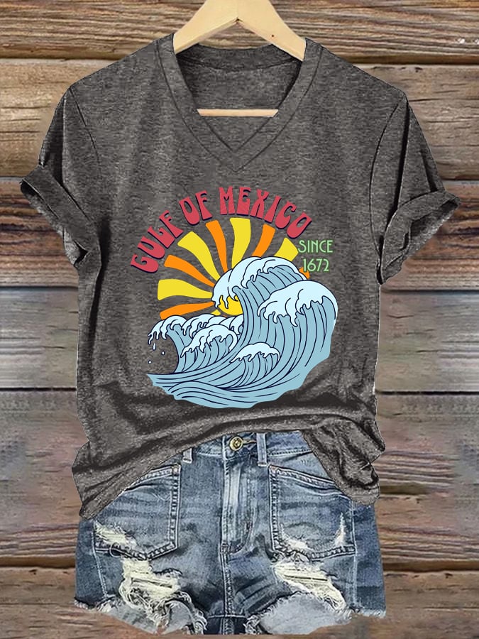 Women's Gulf Of Mexico Printed V Neck T-Shirt