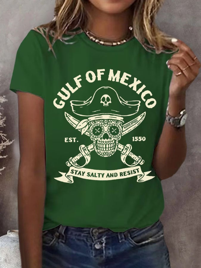 Women's Retro Gulf Of Mexico Est 1550 Stay Salty And Resist Print Round Neck T-Shirt