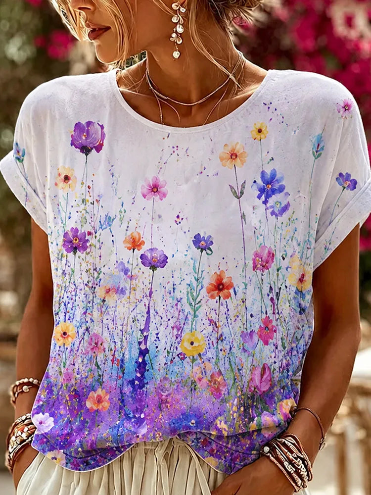 Women's Casual Short Sleeve Crew Neck T-shirt With Ombre Gradient Background And Watercolor Wildflowers Print