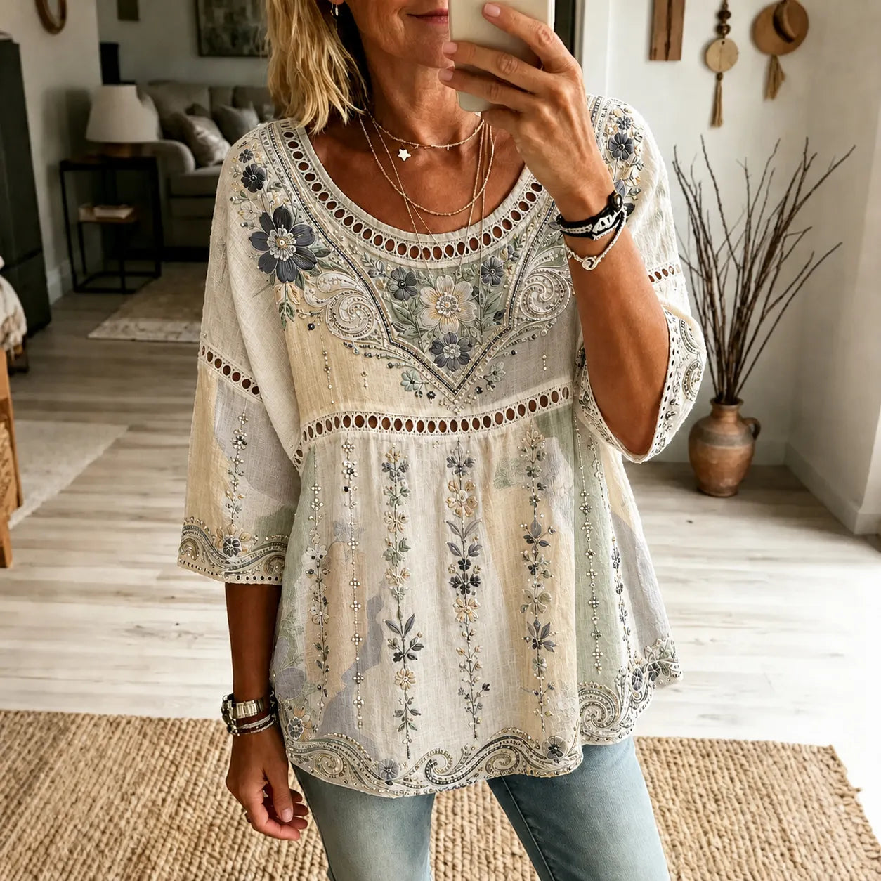 Women's Vintage Floral Embroidered Art Crew Neck T-shirt