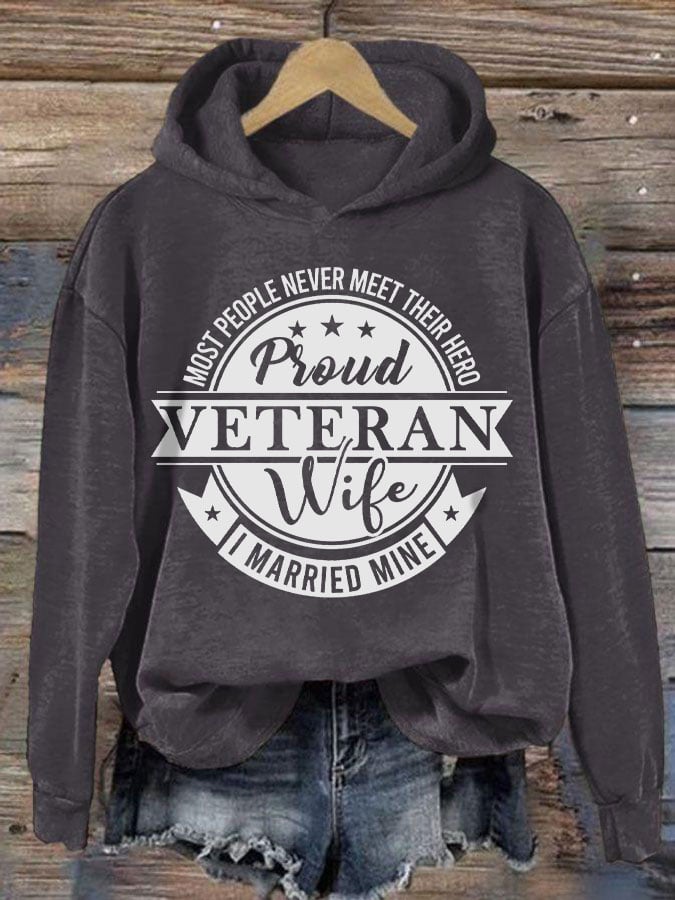 Women's Proud Veteran Wife Print Hoodie