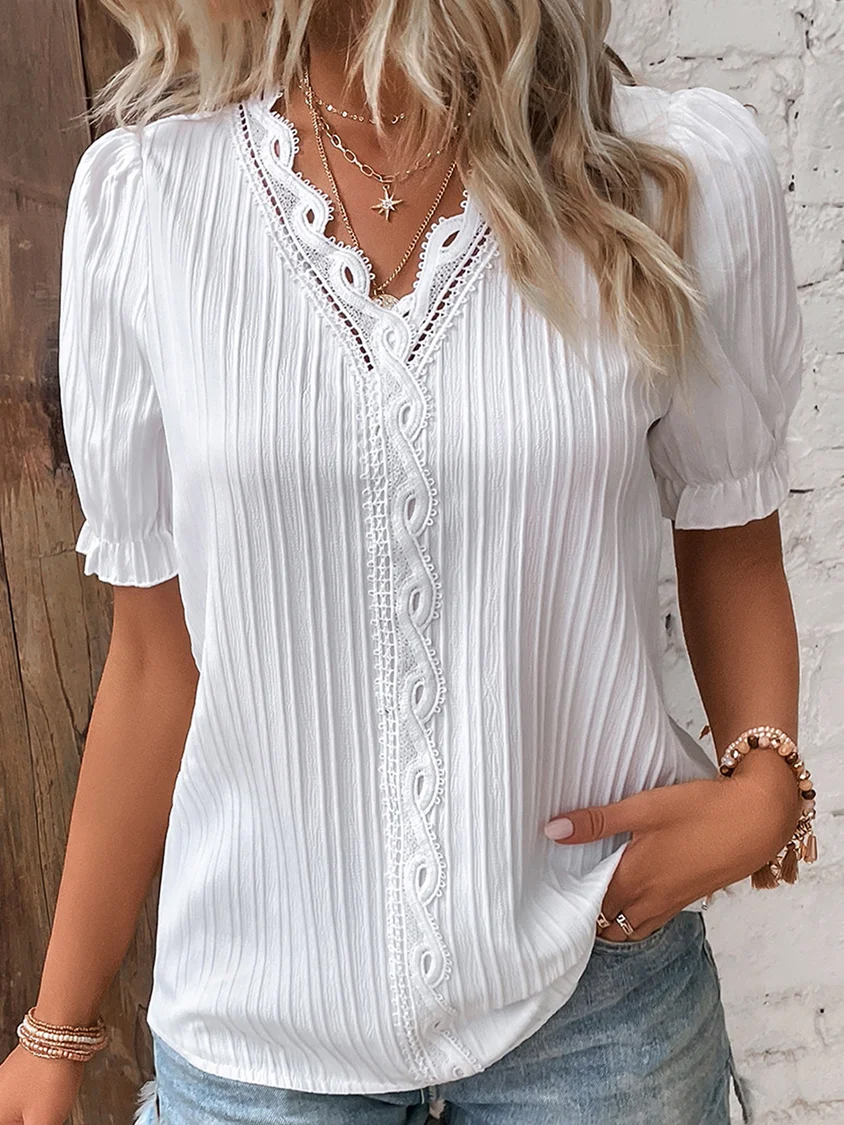 (🎁2024 New Year Hot Sale🎁)Limited Stock🛒49%OFF🔥V Neck Plain Lace Elegant Shirt
