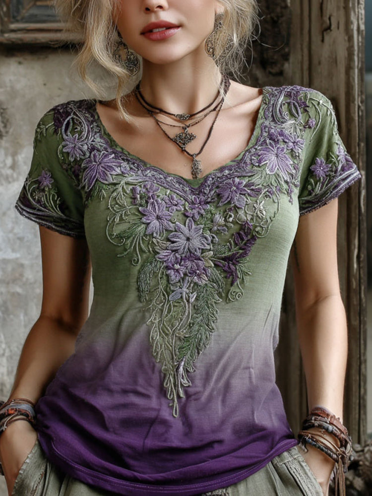 Women's Retro Floral Art Embroidery Casual Cotton Linen Crew Neck T-shirt