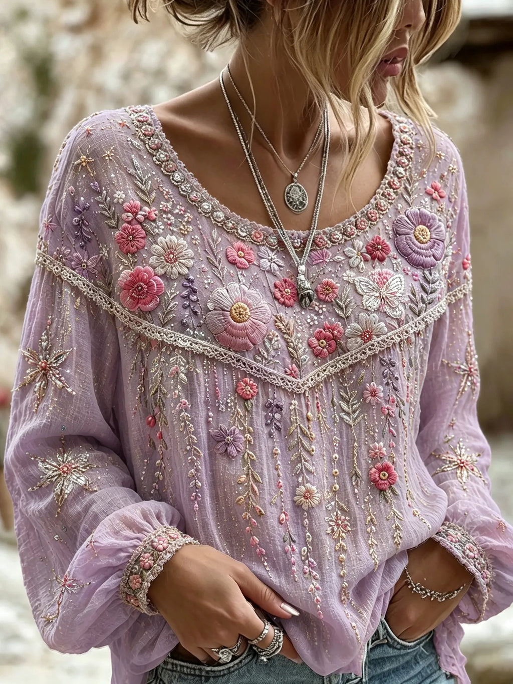 Women's Retro Floral Art Embroidered Linen Blend Round Neck Long Sleeve Tops