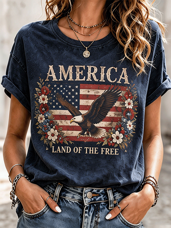 Women's America Land of the Free Eagle Flag Floral T-Shirt