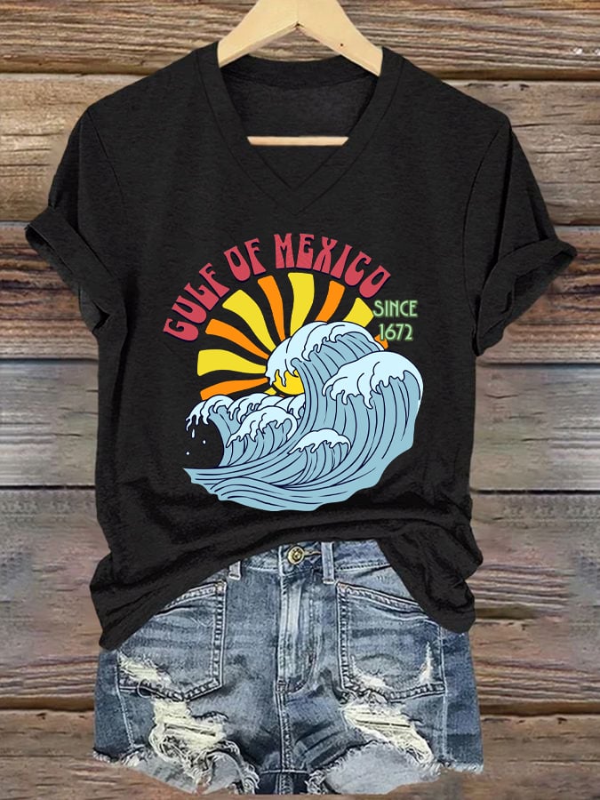 Women's Gulf Of Mexico Printed V Neck T-Shirt