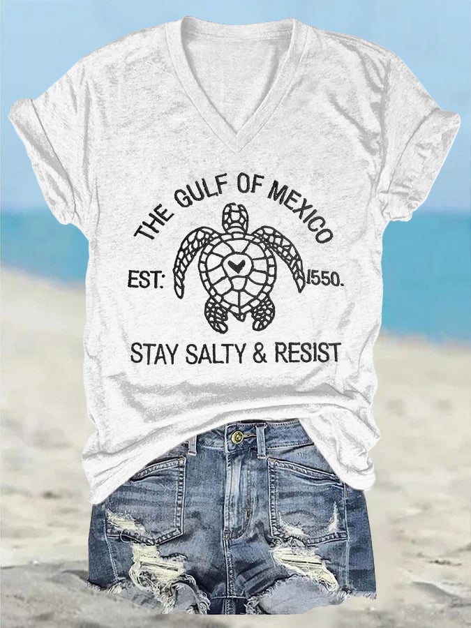 Women's Retro The Gulf Of Mexico Est 1550 Stay Salty And Resist Print T-Shirt