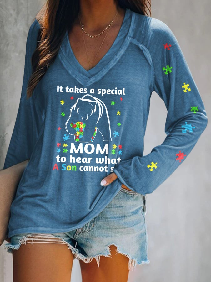 V-neck Autism Awareness It Takes A Special Mom To Hear What A Son Cannot Say Print T-Shirt