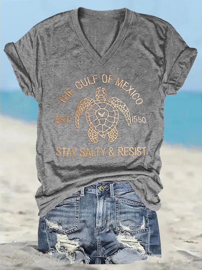 Women's Retro The Gulf Of Mexico Est 1550 Stay Salty And Resist Print T-Shirt
