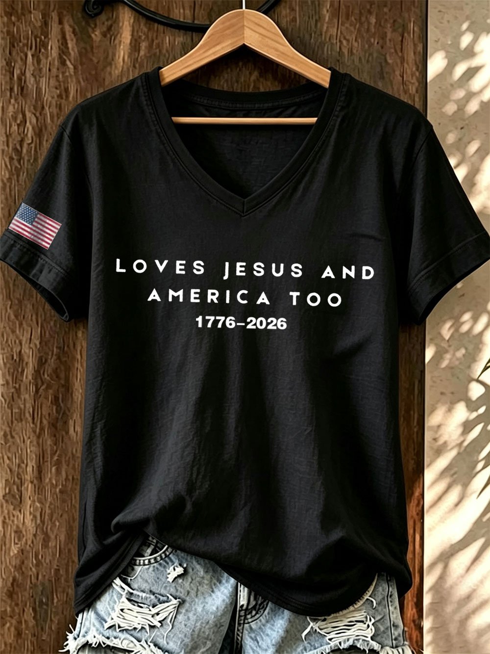 Women's Vintage July 4th Print V-Neck T-Shirt